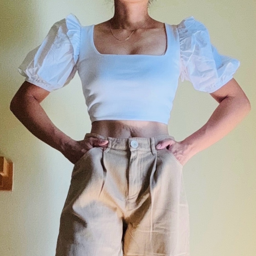 NEW ZARA WHITE PUFF SLEEVES RIBBED CROP TOP